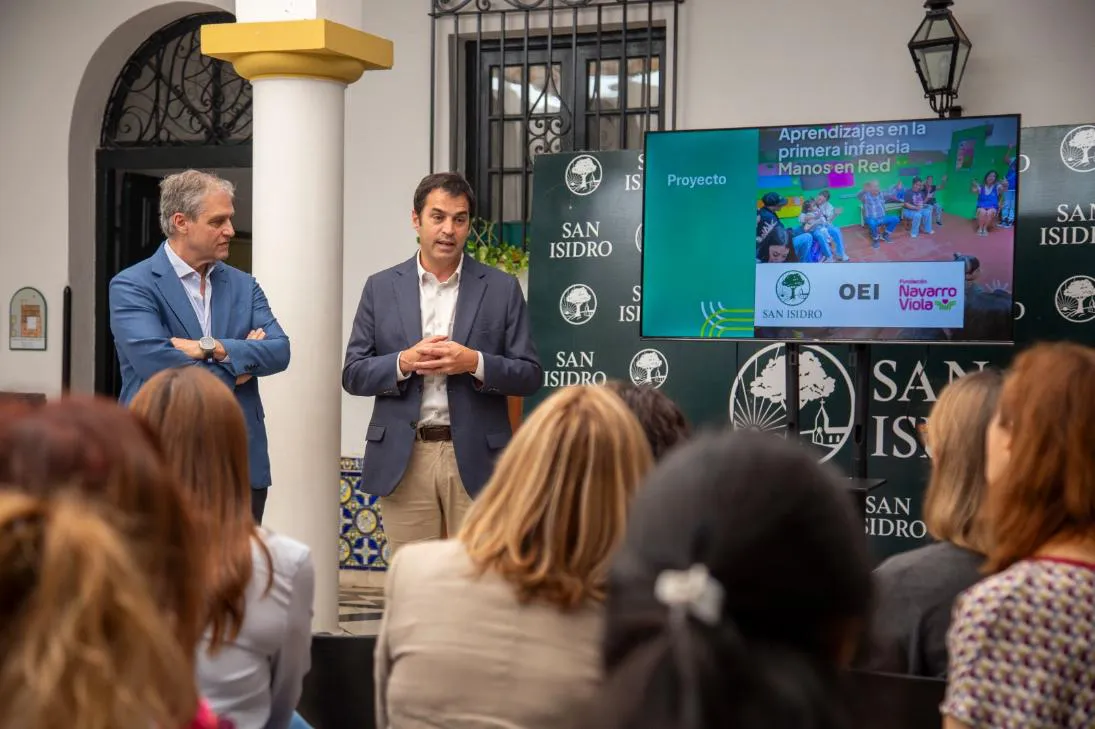 WhatsApp Image 2025-10-14 at 15.38.25 (1)