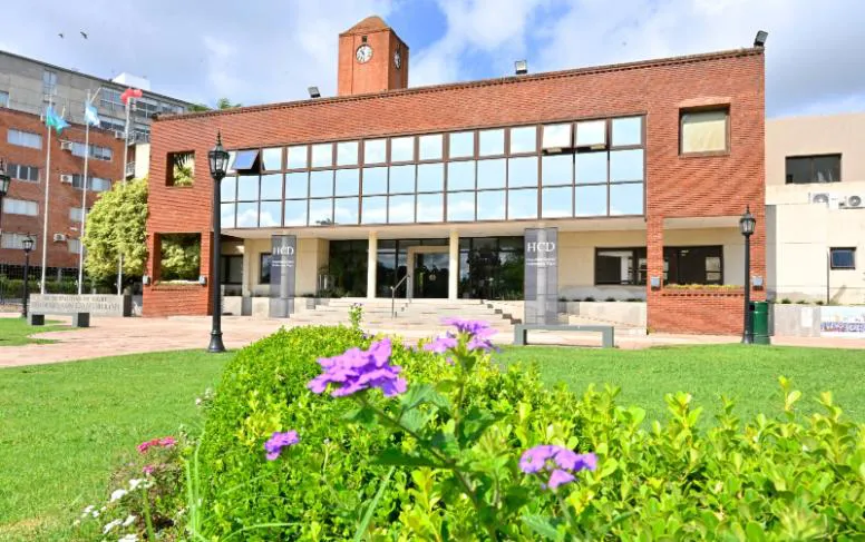 WhatsApp Image 2025-11-12 at 13.15.45 (1)