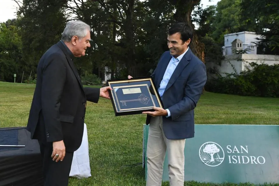 WhatsApp Image 2025-03-13 at 18.40.57 (1)