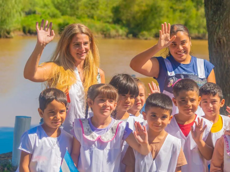 2 inauguracion escuela de isla 26 y jardin 905 (2)