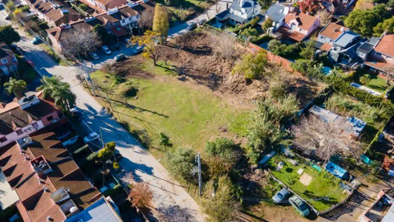 e7d49078-c138-41fa-a4b3-7d09dd6c18e3 (2)